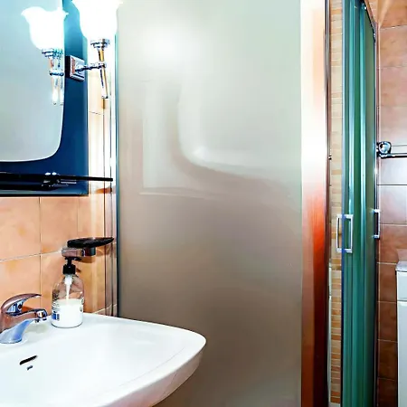 Apartment En La Zona Baja Con Garaje Y Descuentos Exclusivos En Acceso A Pistas Y Equipamiento De Esqui Sierra Nevada